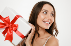 Top 5 Skin Care Gifts to Make Your Valentine Glow!